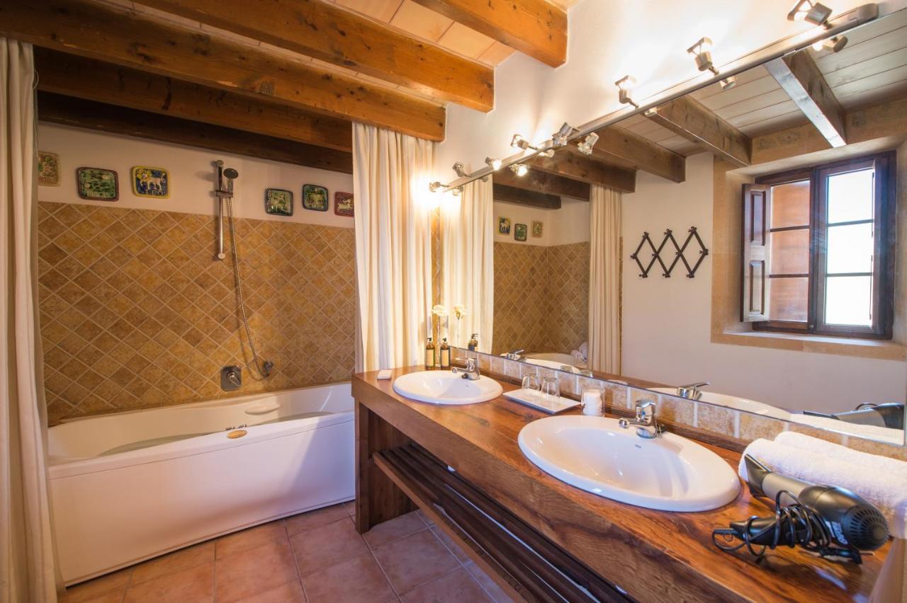 Agroturismo Can Feliu Porreras Habitación foto